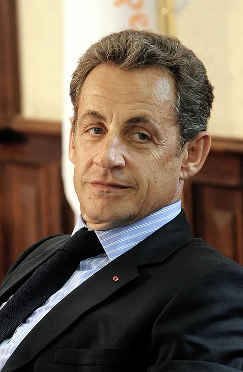 Nicolas Sarkozy إلى السجن 