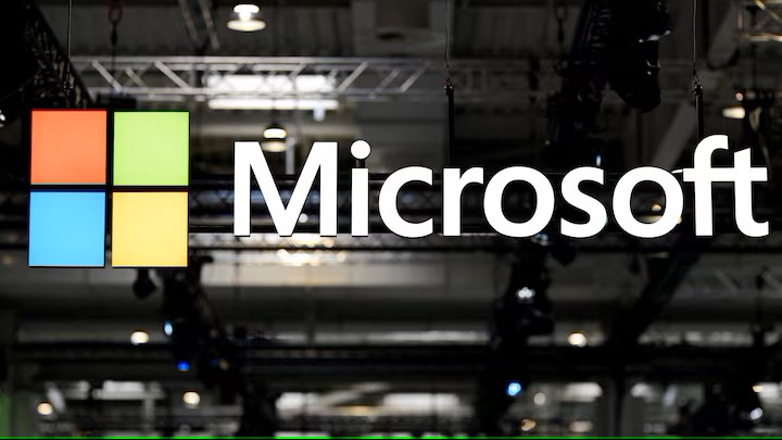 Microsoft تدمج متاجر تطبيقات الذكاء الاصطناعي